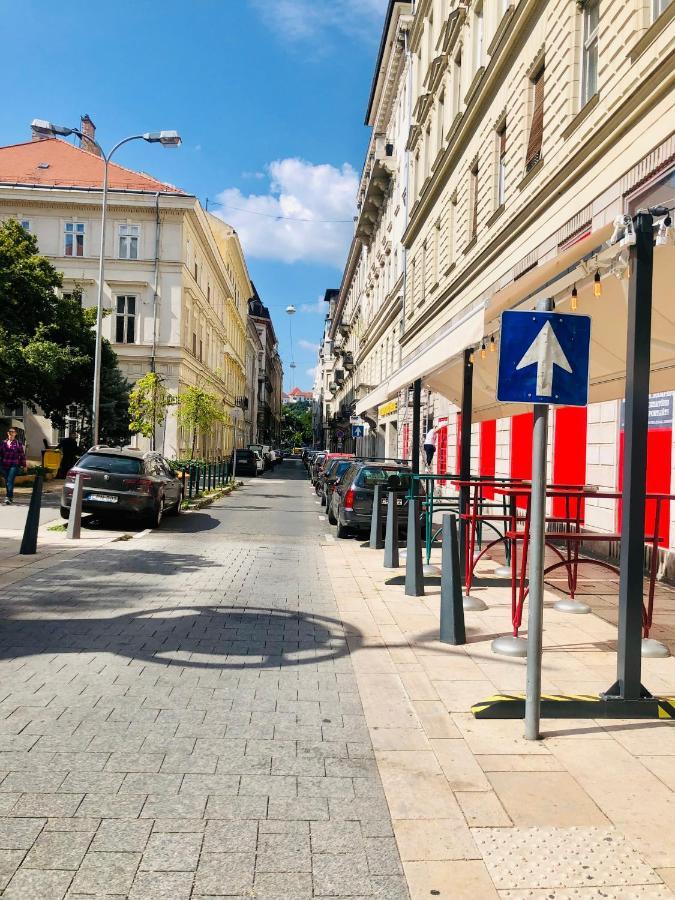 Diamond Apartman Near To Basilica Budapest Luaran gambar